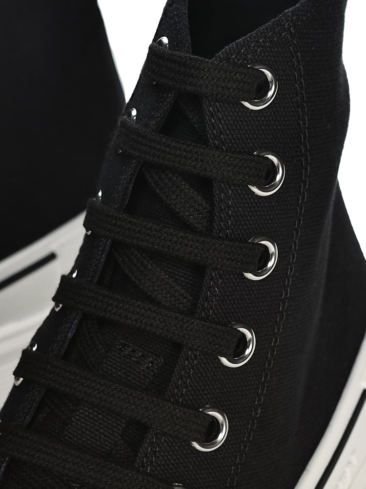 ALEXANDER McQUEEN (アレキサンダーマックイーン) トレッド スリック