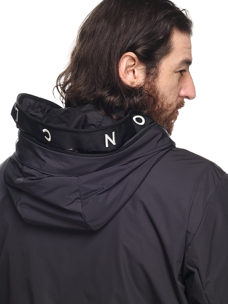 MONCLER (モンクレール) 撥水 軽量 ダブルフード フルジップ ナイロン