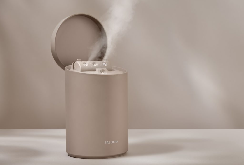 化粧水ミスト機能付きフェイススチーマーに新色「ベージュ」が9月2日