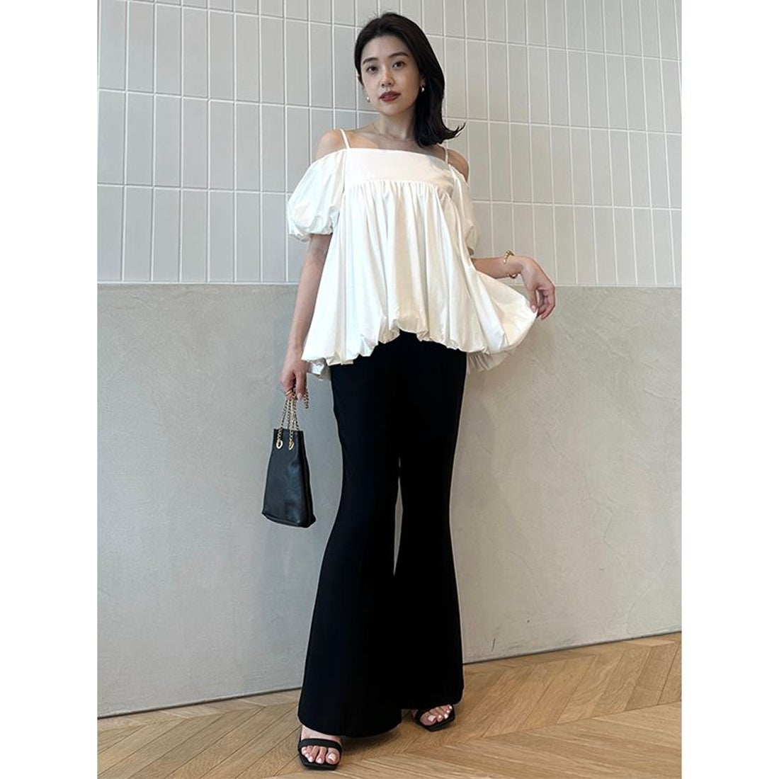 アニュアンス anuans オフショルダーバルーンキャミソール （RED） -靴