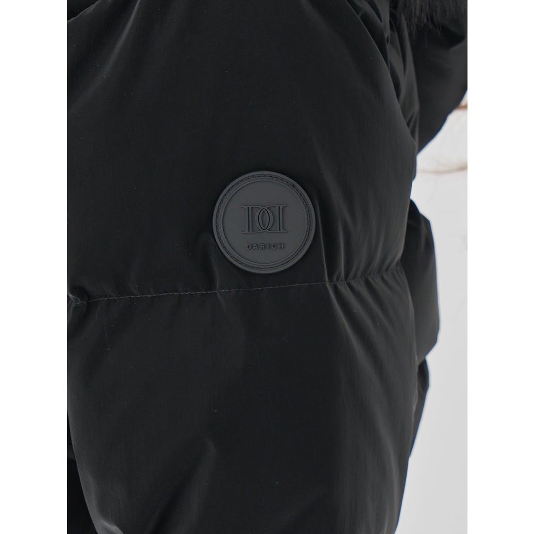 ダーリッチ Darich レディショートダウンジャケット （ブラック