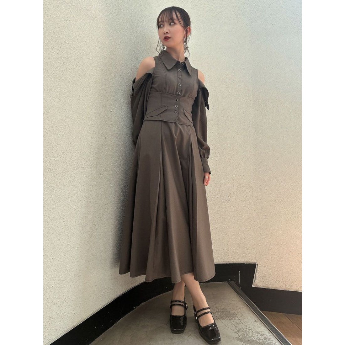 dazzlin オープンショルダーコルセットワンピース（インディゴ） -靴