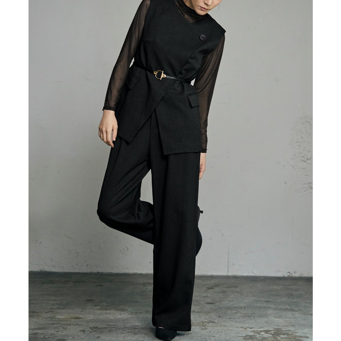 フロリア Flolia アシンメトリーベスト ワイドパンツ セットアップ