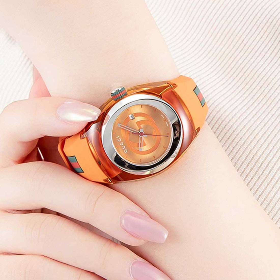 グッチ GUCCI SYNC （オレンジ） -waja bazar - 海外ファッション