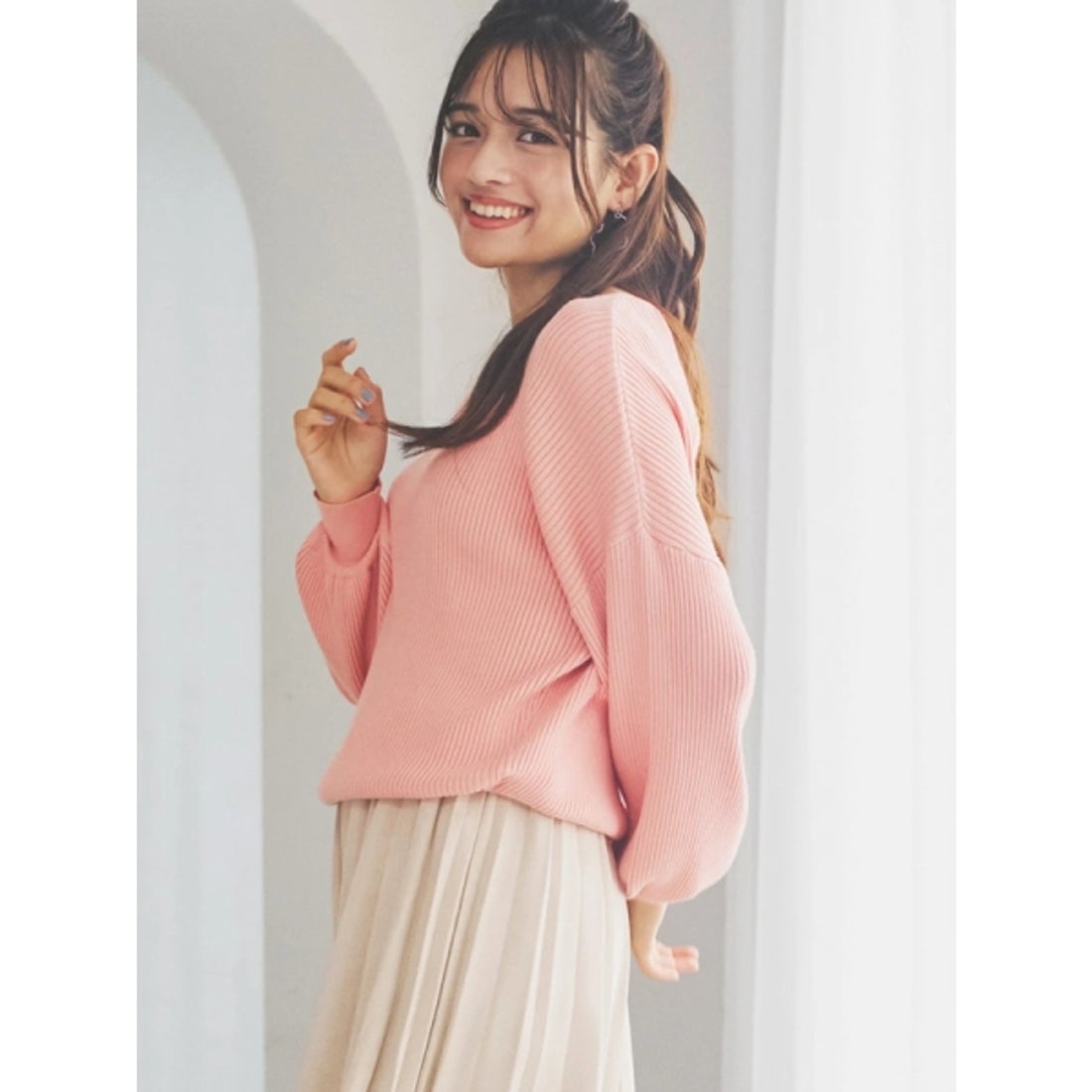 ルディックパーク Ludic Park Vネックミルキーニットトップス （赤紫