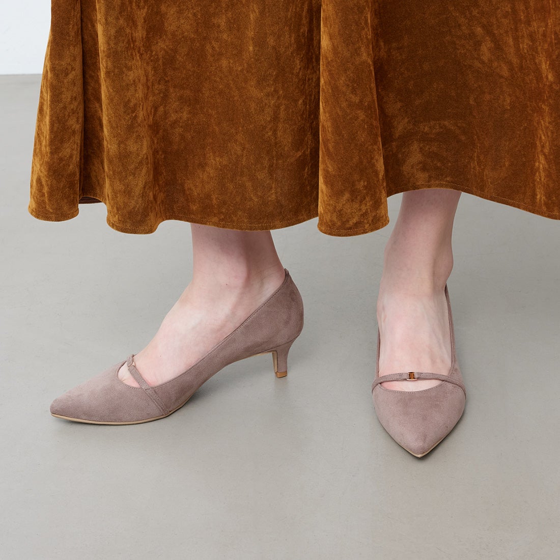 25AW】5cmヒールミニゴールドモチーフパンプス(0610) （グレージュS