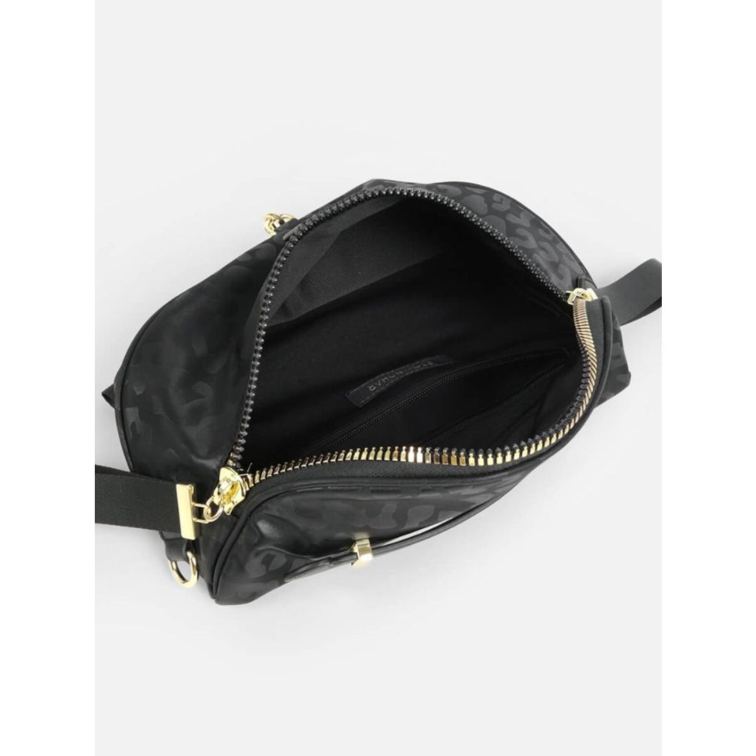 ヌエール nouer PECHINCHAR レオパード柄メタルファスナーショルダー