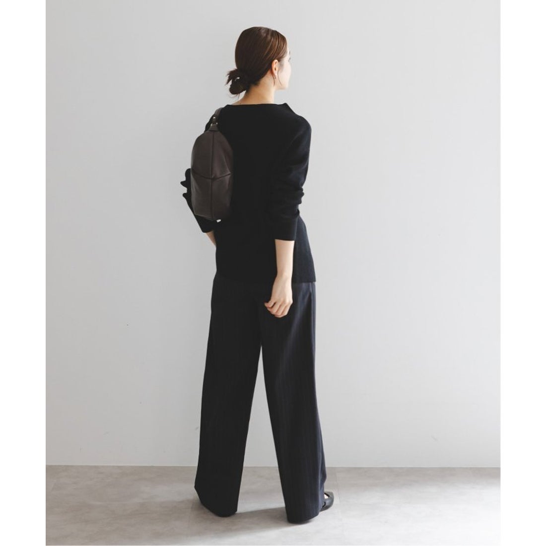 ノーブル NOBLE フロントジップボートネックニット （ブラック