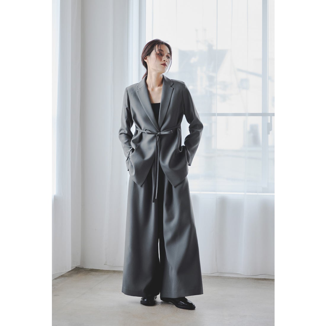 ニアナ niana リボンジャケットパンツスーツ 2点セット レディース