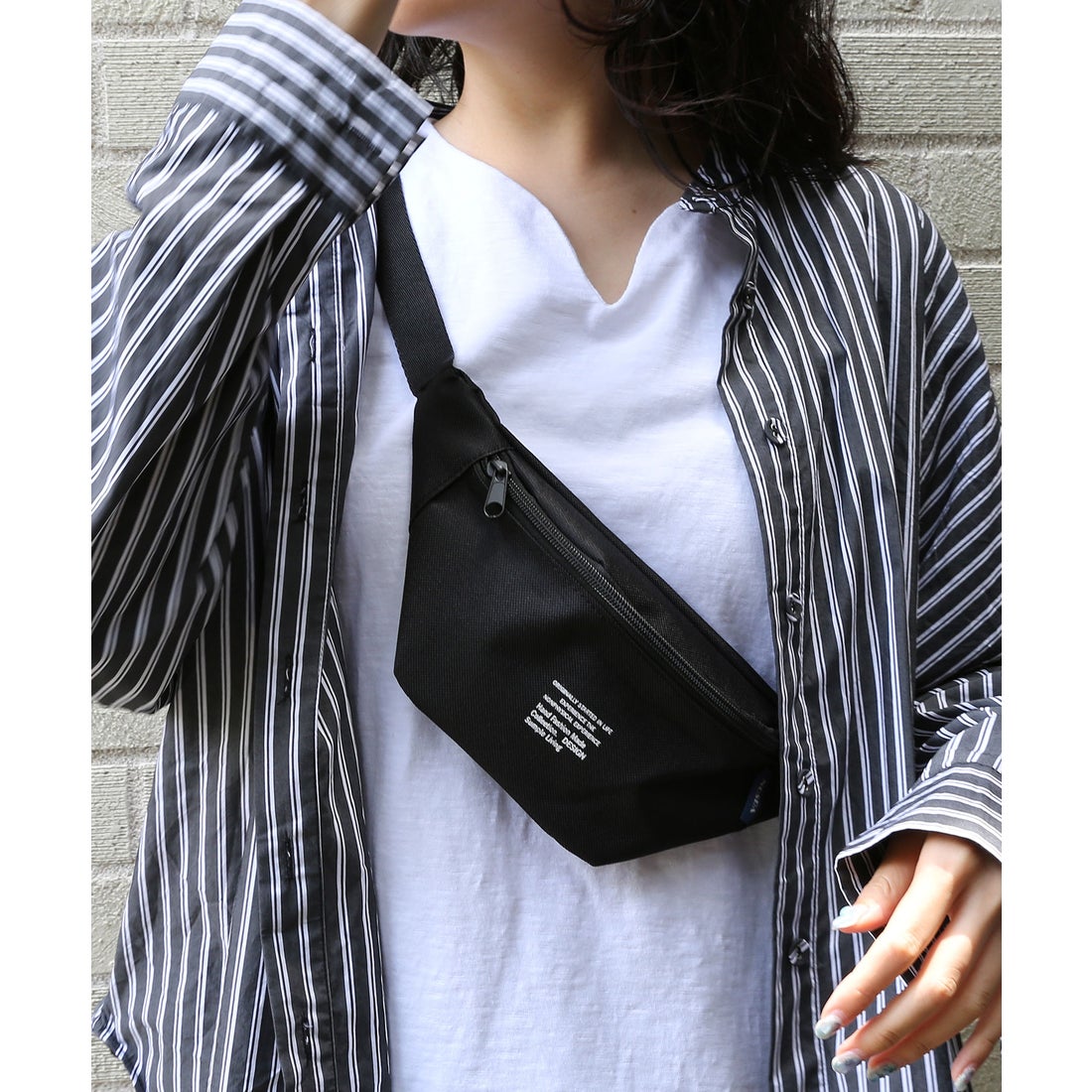 コレカラ colleca la ミニウエストポーチ/ボディバッグ （ブラック