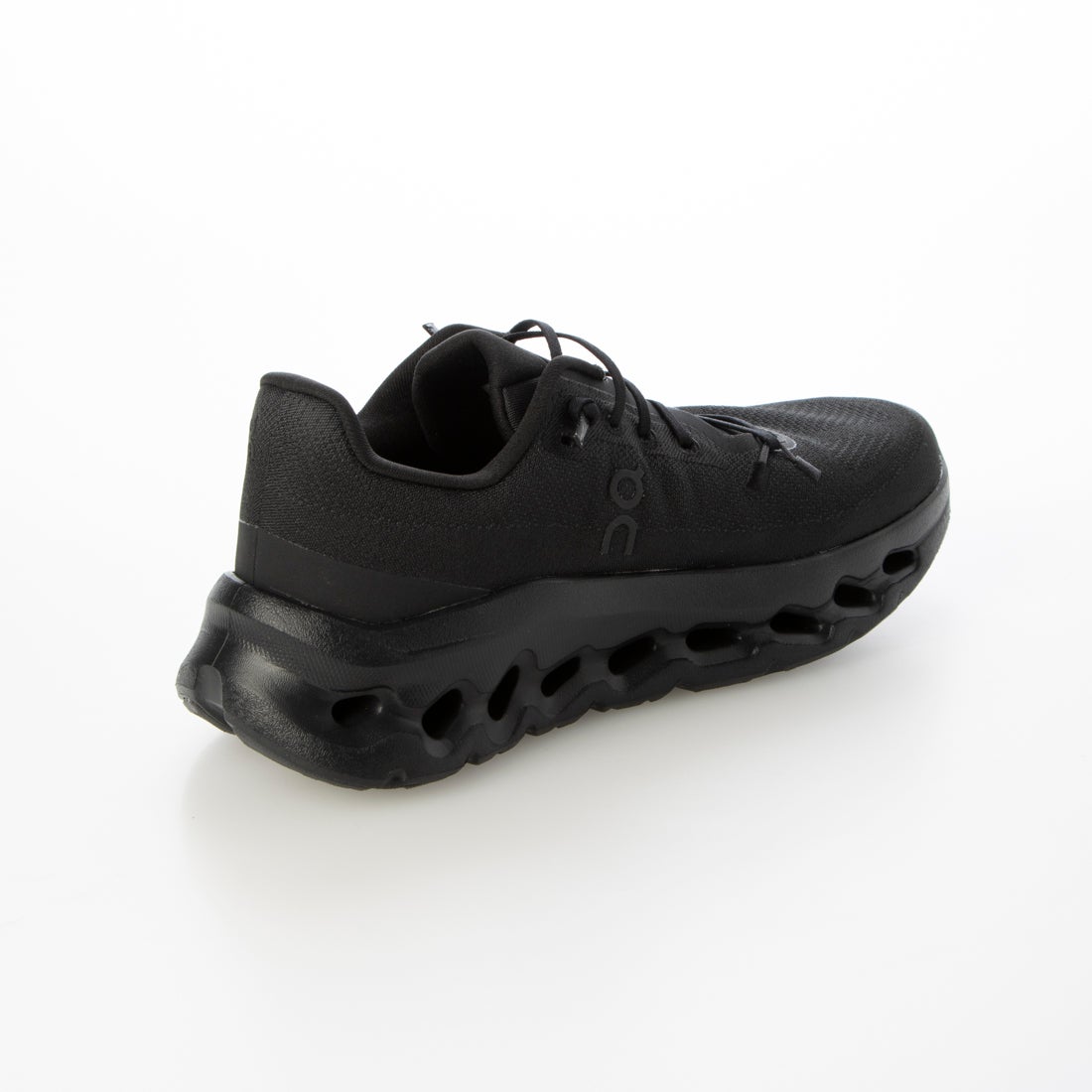 オン On Cloudtilt / クラウドティルトレディース厚底スニーカー