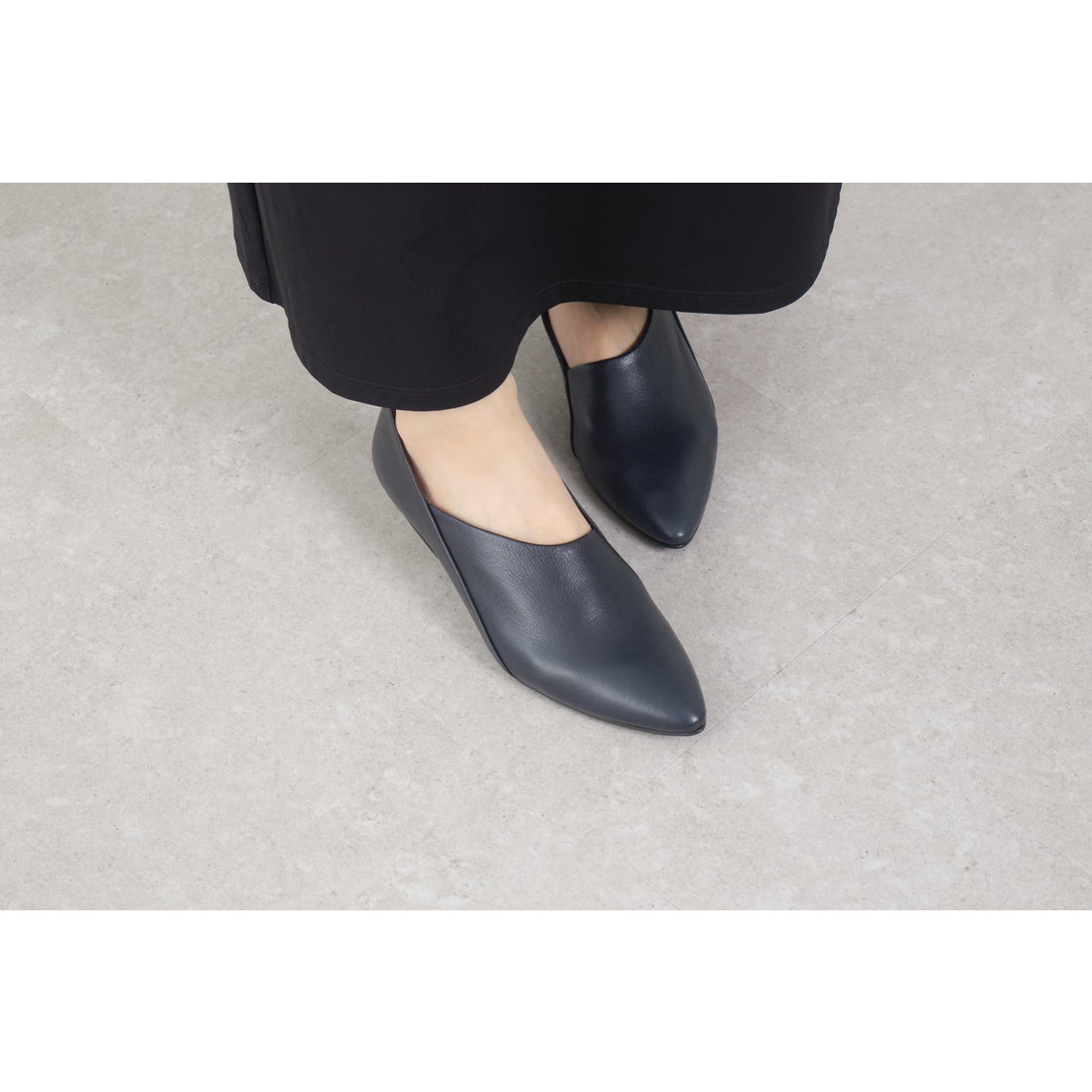 ラボ キゴシ ワークス RABOKIGOSHI works スリッポンパンプス （グレー