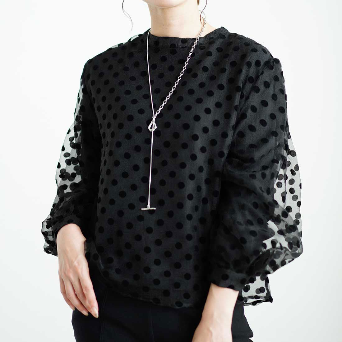 サワアラモード Sawa a la mode レディに決まるドット柄シアートップス