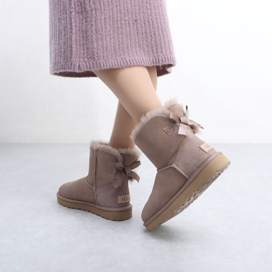 アグ UGG ミニ ベイリーボウII ムートンブーツ （カリブー
