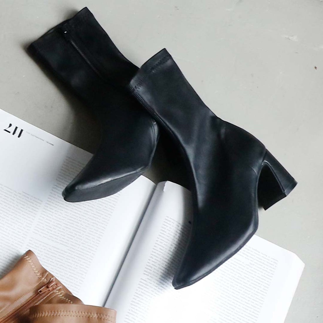 ヴィヴィアン VIVIAN スクエアトゥチャンキーヒールストレッチミドル