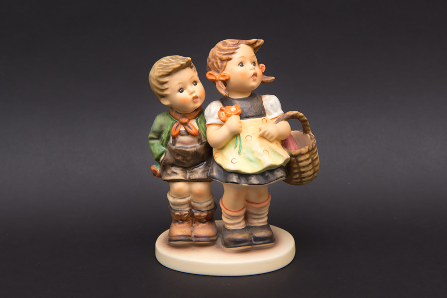 ゲーベル フンメル人形 『To Market（市場に）』を買い取りました