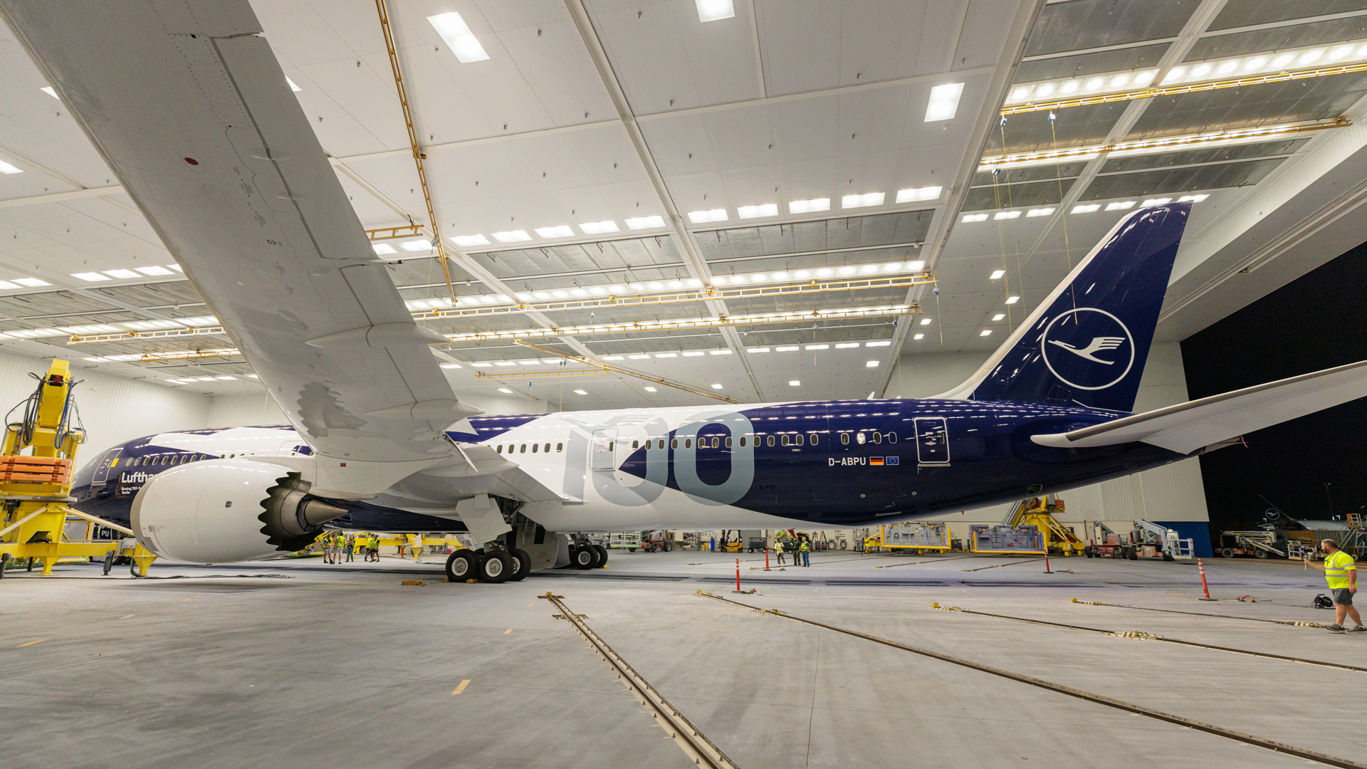 ルフトハンザドイツ航空、創立100周年を記念した787-9型機の特別塗装機