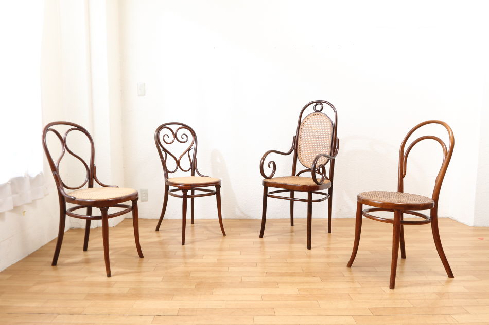 トーネットTHONET ベントウッドチェア No.1 Palais Schwarzenberg