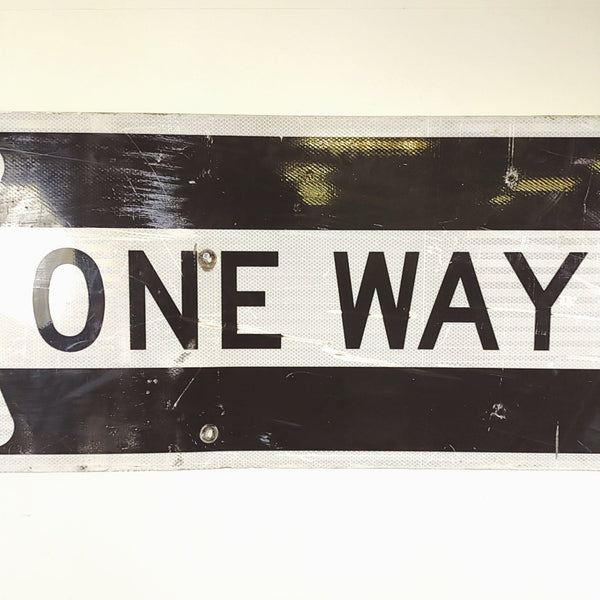 品番0036-1 ロードサイン ONE WAY 左方向矢印 137×45.5cm トラフィック