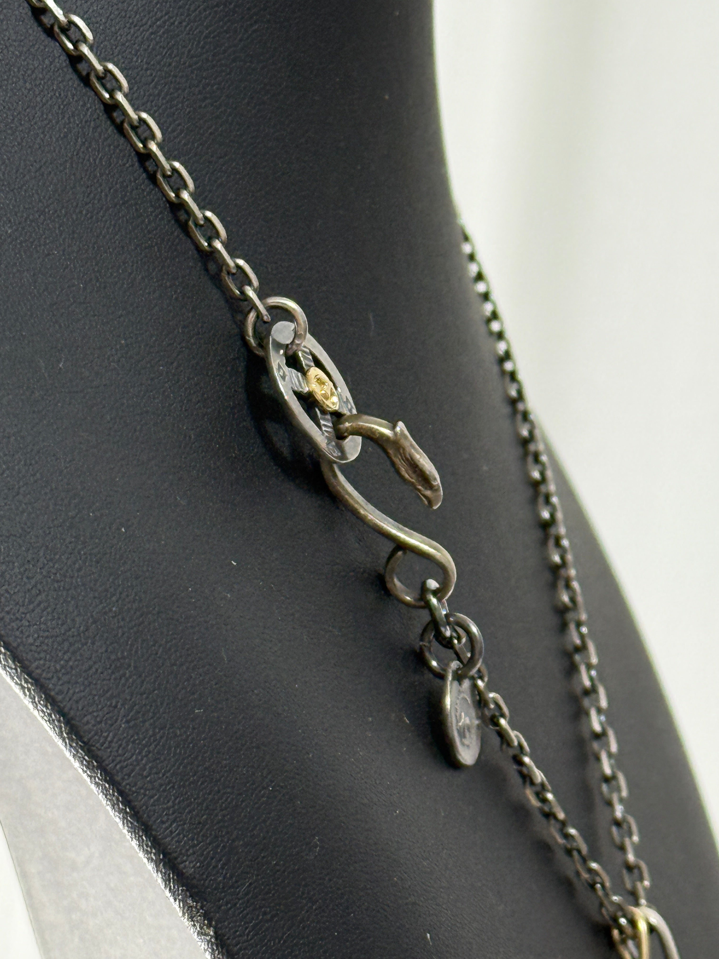 ゴローズ 先金特大フェザー（現行右）＋K18フェザー大（左）＋SVin太陽