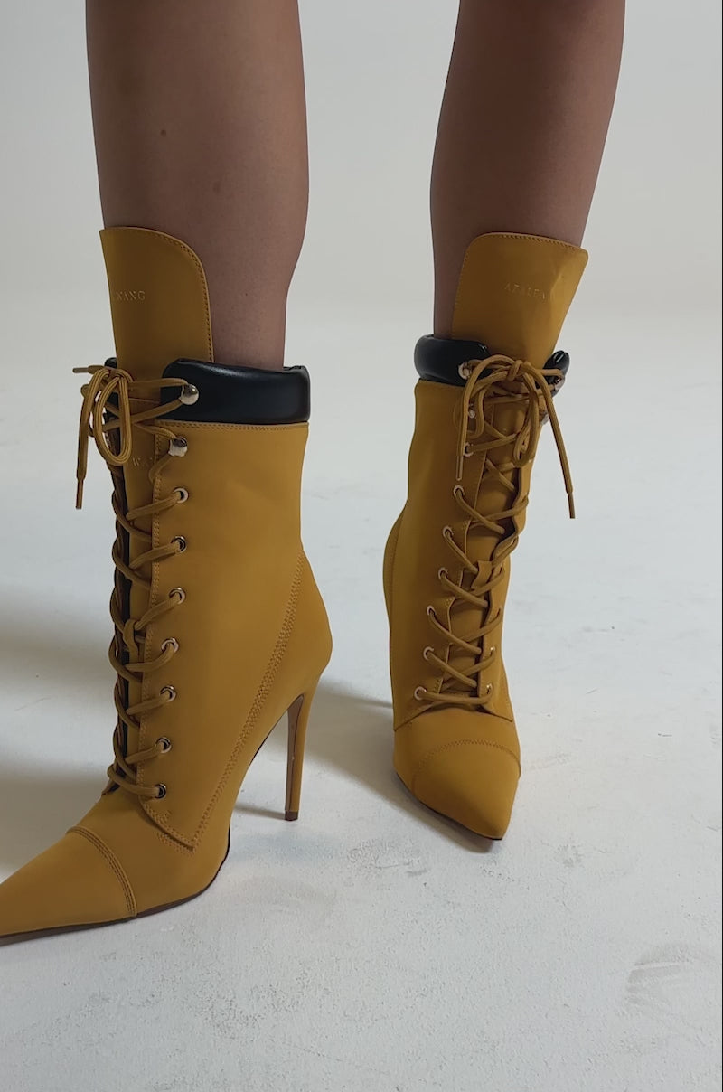 AZALEA WANG XIOMARAN YELLOW BOOTIE – AKIRA