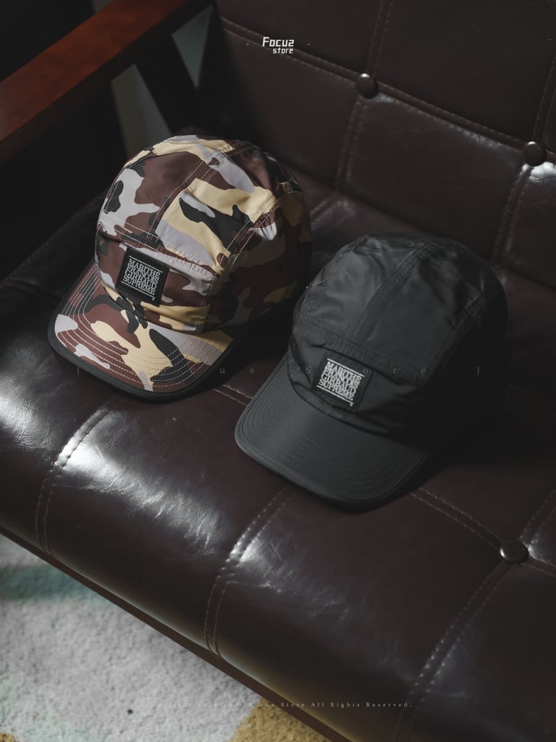 Focus Store】預購Supreme x Marithé + François Girbaud SS