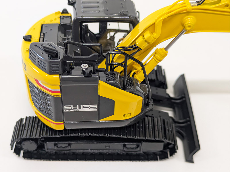 住友建機 ミニチュア 油圧ショベル ＜SH135X-8＞ 1/50SCALE【ミニカー