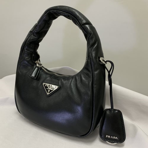 PRADA（プラダ） ソフト パデッドレザー ミニバッグ レディース