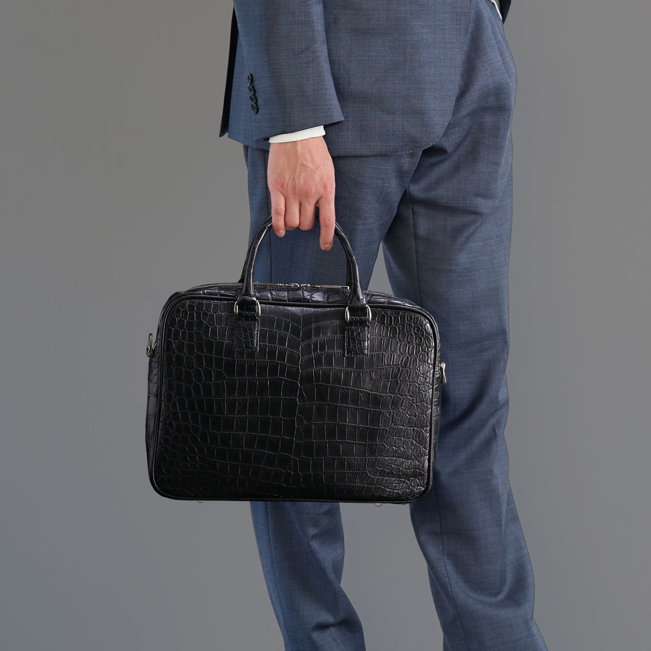 sankyo shokai（三京商会） 日本製 クロコダイル ブリーフケース