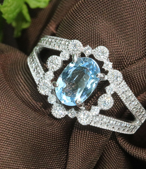 アクワマリン リング/指輪 1.044カラット プラチナ900 PT900 美しい