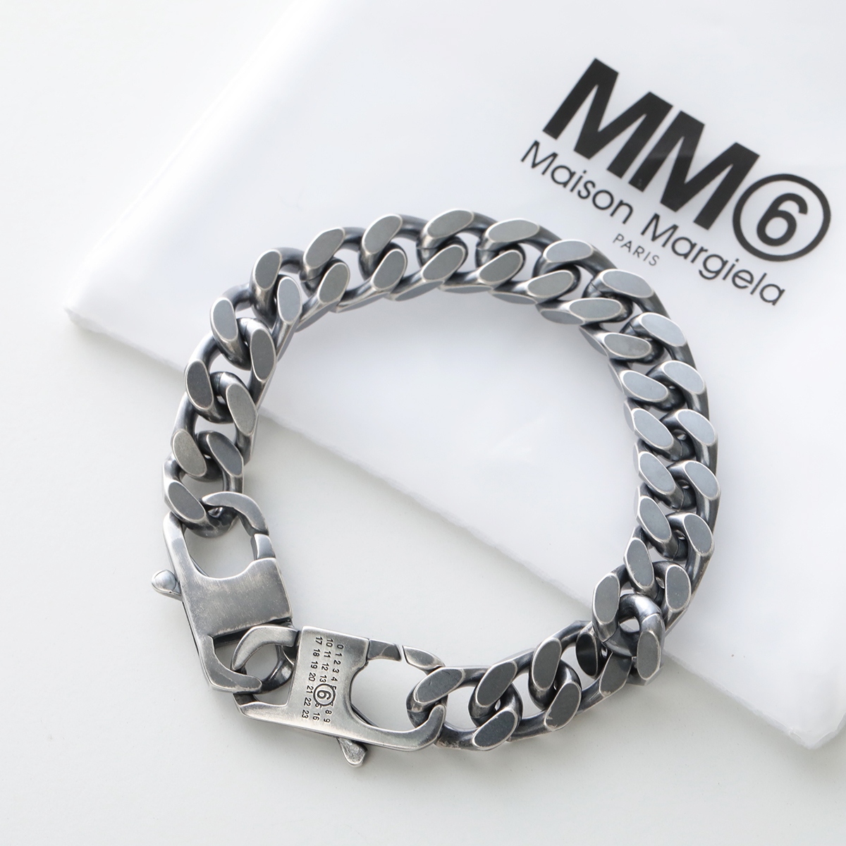 MM6 エムエムシックス メゾンマルジェラ ブレスレット SM6UY0110 P8884
