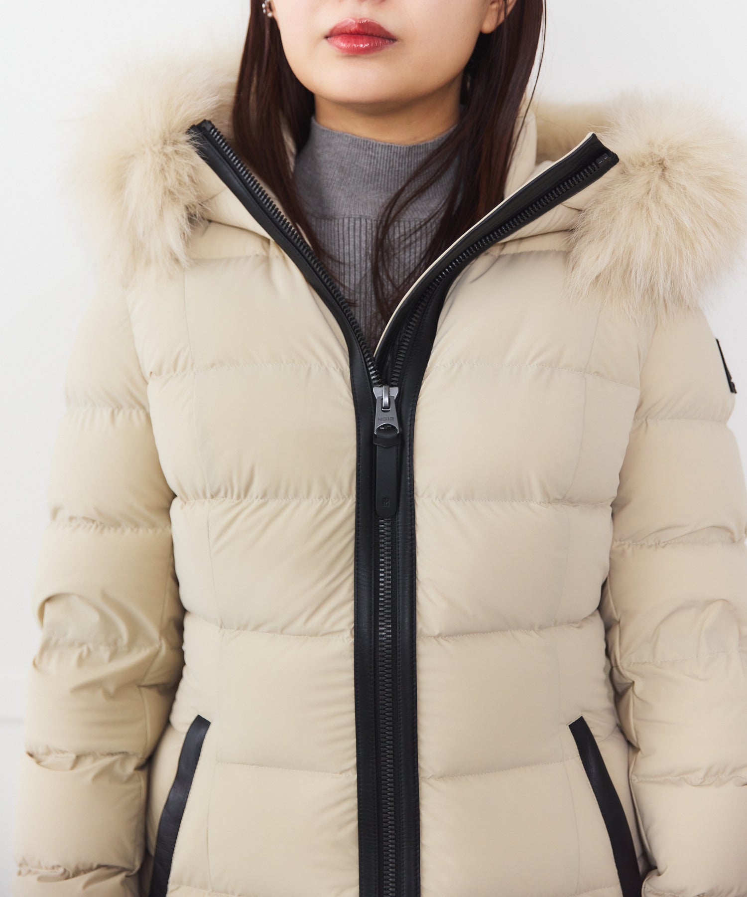 MACKAGE】CALLA-BX Ladies Hooded Light Down CT – Sirin Online Store