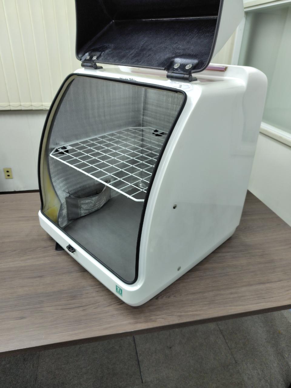 送料無料】【中古品】リヤBOX MB30-CS（中棚付き）スタンダード