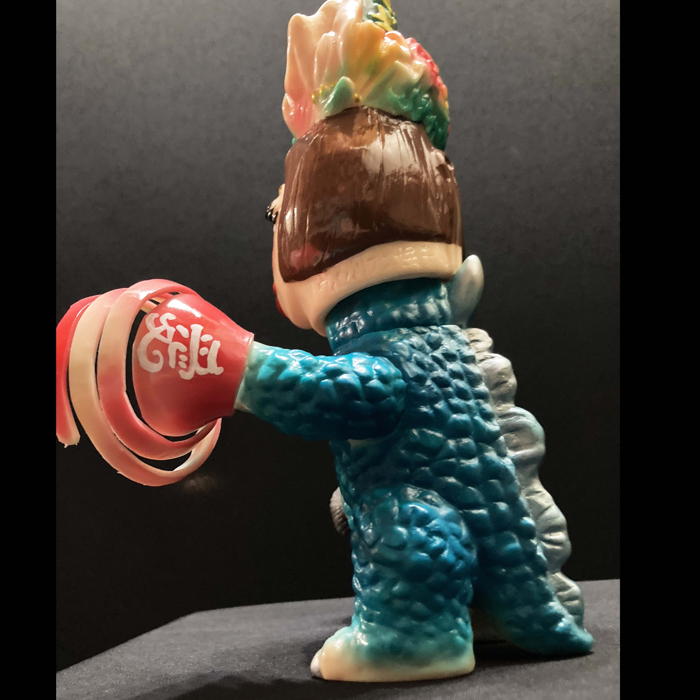 尾道発の新メーカー・ヤマネコガング始動！ 第1弾「ヴィヴィリアン堀子