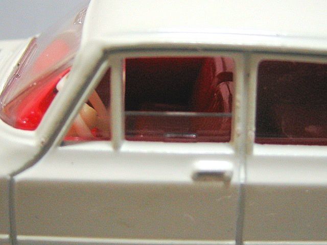 Dinky Toys ディンキー アルファロメオ ジュリア1600 当時物 Dinky Toys ディンキー アルファロメオ ジュリア1600 当時物 - メルカリ