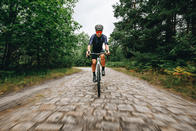 今がチャンス！】お得なこの時期に、ロードバイクデビューしませんか
