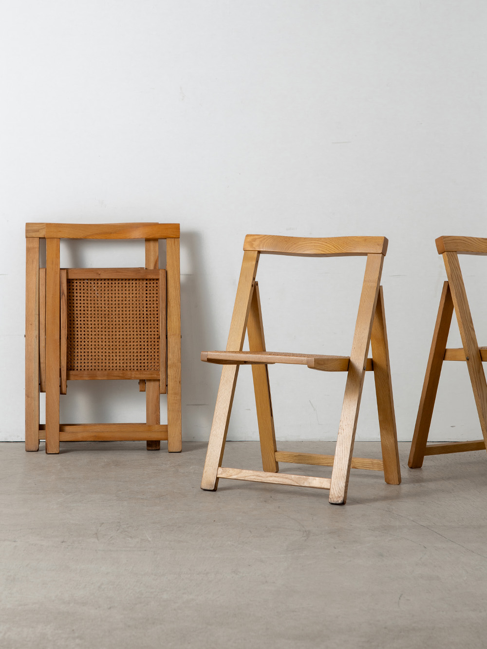 stoop | 'Trieste' Folding Chair by Aldo Jacober in Wood and Rattan