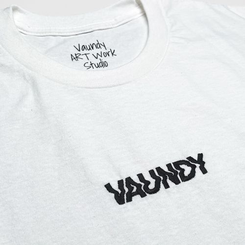 商品詳細ページ | Vaundy ONLINE STORE | Logo Long Sleeve T-Shirts