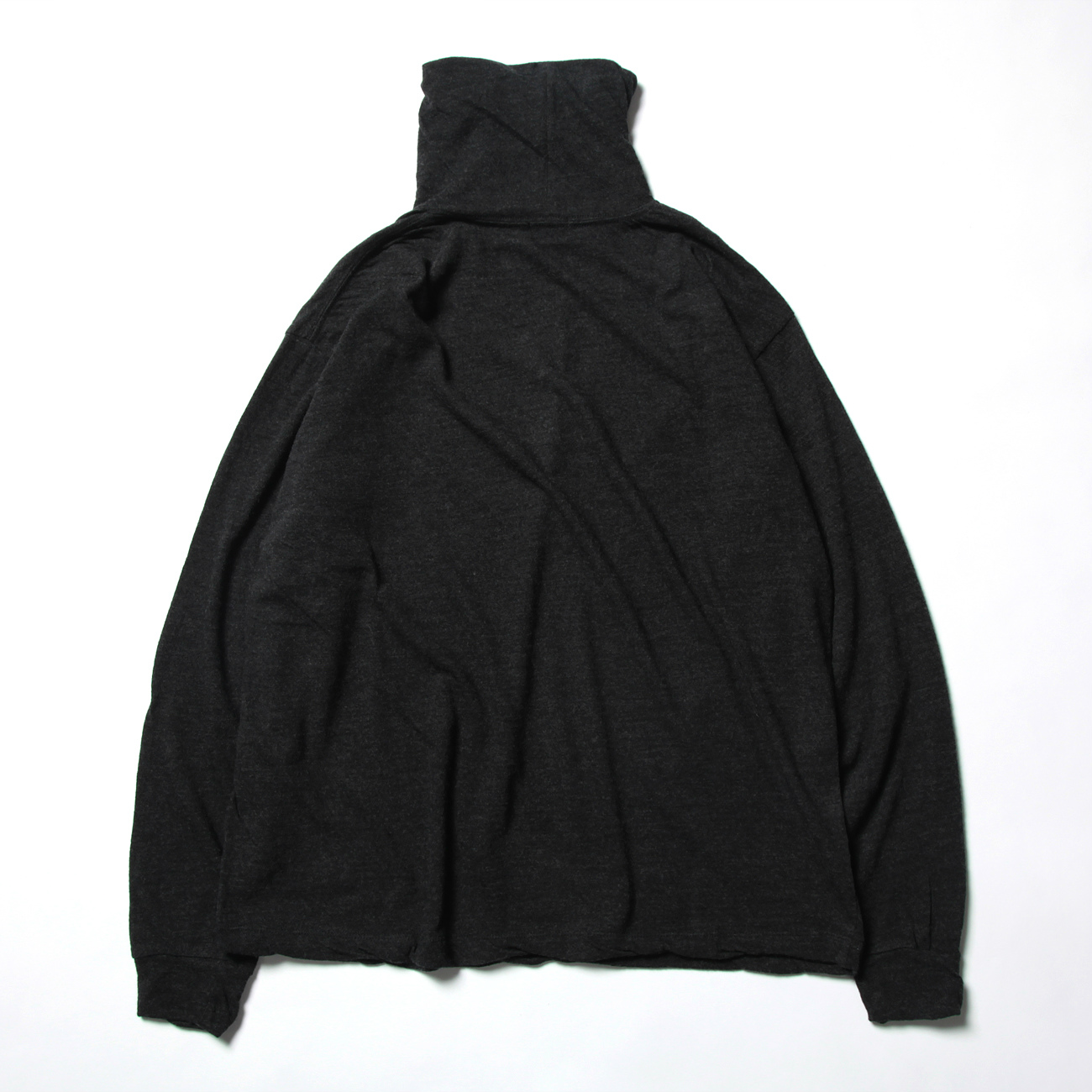 COMOLI / コモリ | ウール天竺 長袖タートルネック - Charcoal | 通販