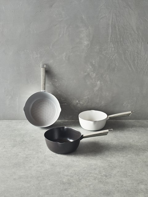 5/28(水)発売】バーミキュラ「VERMICULAR YUKIHIRA」の展示・予約を