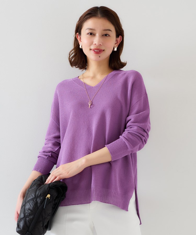 体型カバー/清涼感】サイドスリット Vネックニット（ニット/セーター