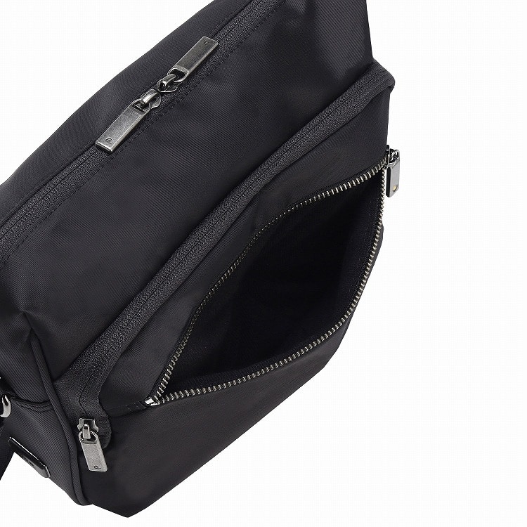 ace.／エース スリブライト ショルダーバッグ 62526(01：ブラック