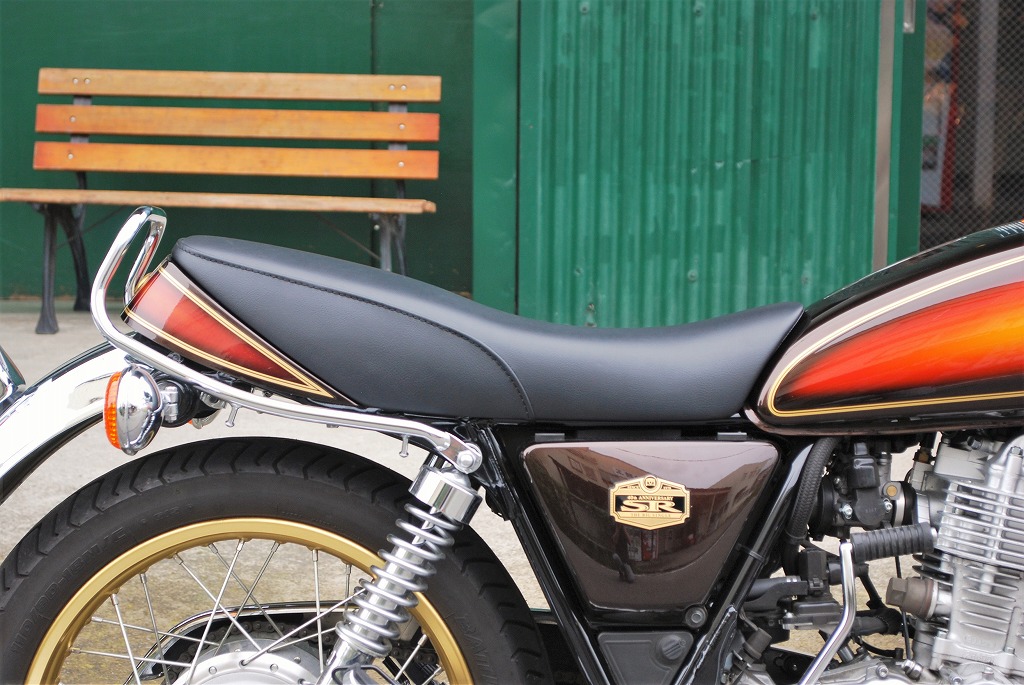 純正カウル対応 ローシート B ステッチ SR400｜K＆H