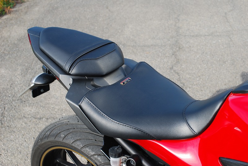 MT-07 ローシート ステッチ｜K＆H