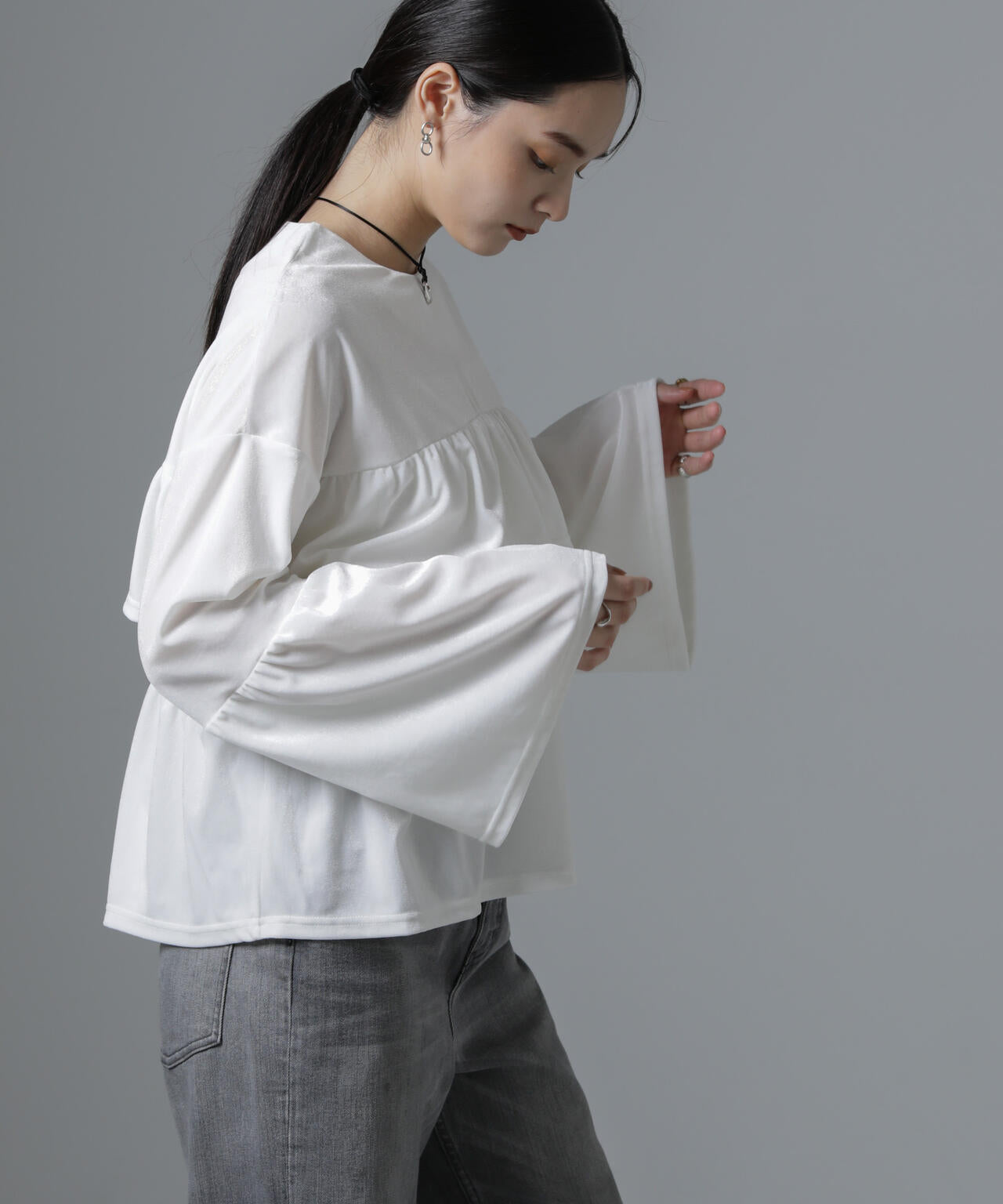 ベロア フリル カット ブラウス