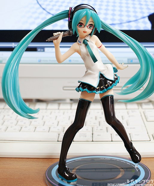 いよいよ明日グッスマを出発！「初音ミク Lat式 Ver.」があざとく店頭