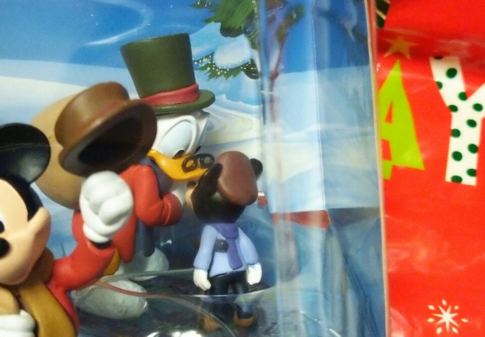 ミッキーのクリスマスキャロル フィギュア日本発売 | ディズニー