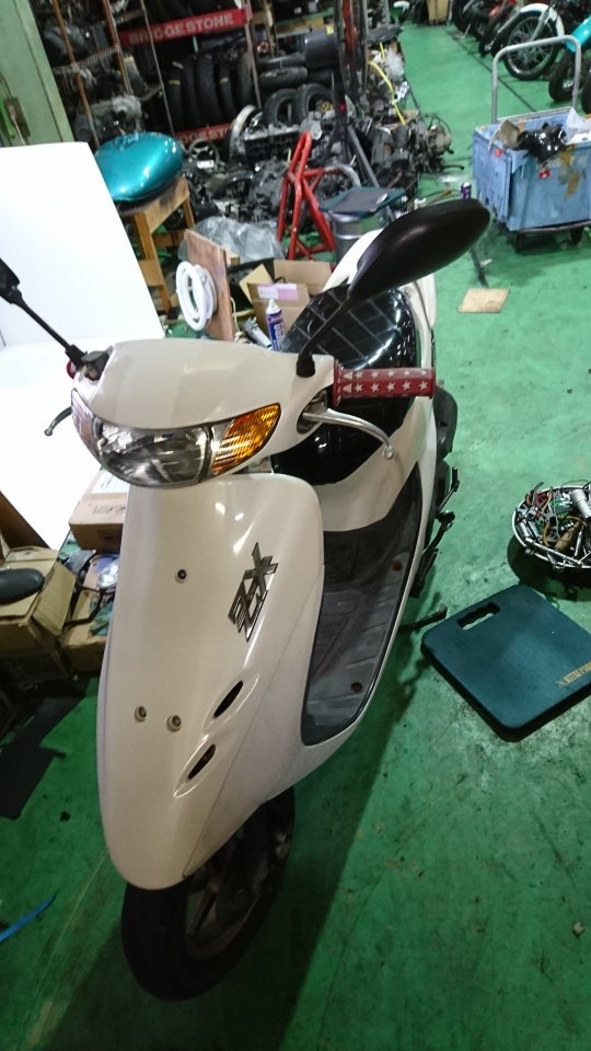 ライブディオZX シートが開かなくなったよの修理 | バイクガレージネロ