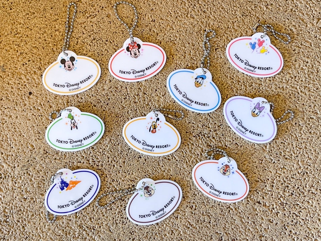 キャストさんみたい！20個入ったネームプレート風キーチェーン