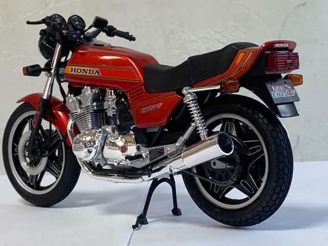 タミヤ 1／12 GSX1100Sカタナ CB750F～お披露目④